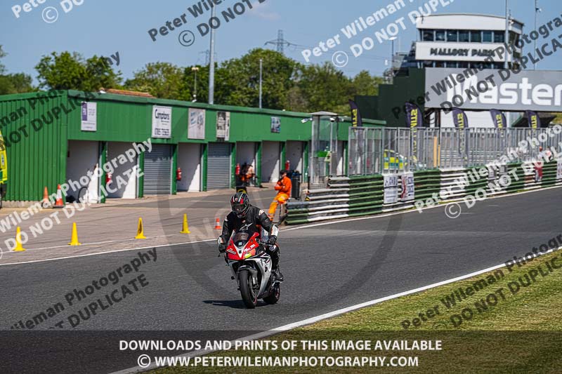 enduro digital images;event digital images;eventdigitalimages;mallory park;mallory park photographs;mallory park trackday;mallory park trackday photographs;no limits trackdays;peter wileman photography;racing digital images;trackday digital images;trackday photos